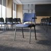Konferenční židle SMART - černé nohy s područkami, modrá